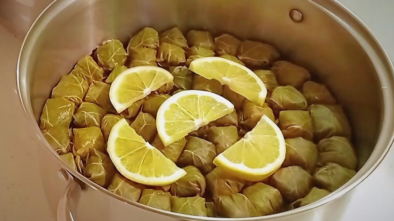 РЕЦЕПТ ПРИГОТОВЛЕНИЯ "ДОЛМЫ ИЗ ВИНОГРАДНЫХ ЛИСТЬЕВ". - YouTube