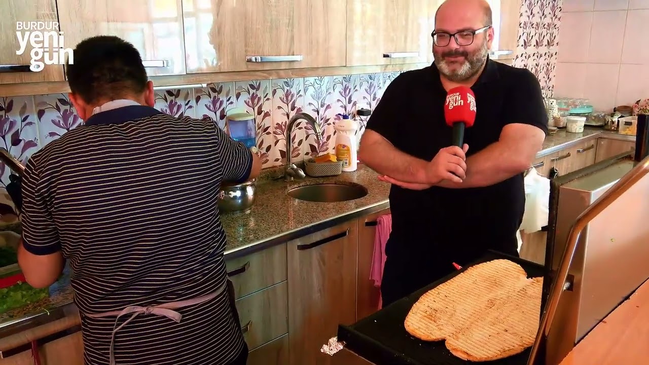 Yeşilova’nın Meşhur Kıymalı Tostu