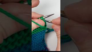 One little move at the beginning of every row makes the edge so smooth