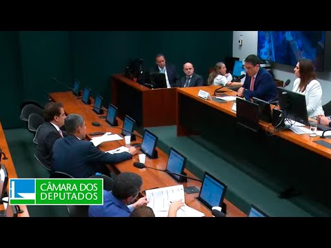 Vídeo do evento a partir de 4:54