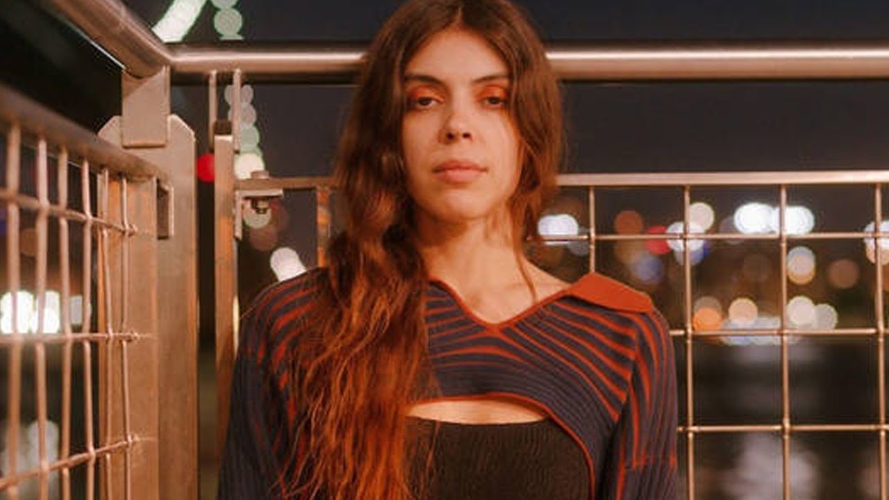 Julie Rhyne Julie Byrne Navigates Grief with 'The Greater Wings' - YouTube