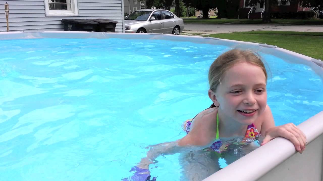e-NABLE - Swimmin With The Beast! - YouTube