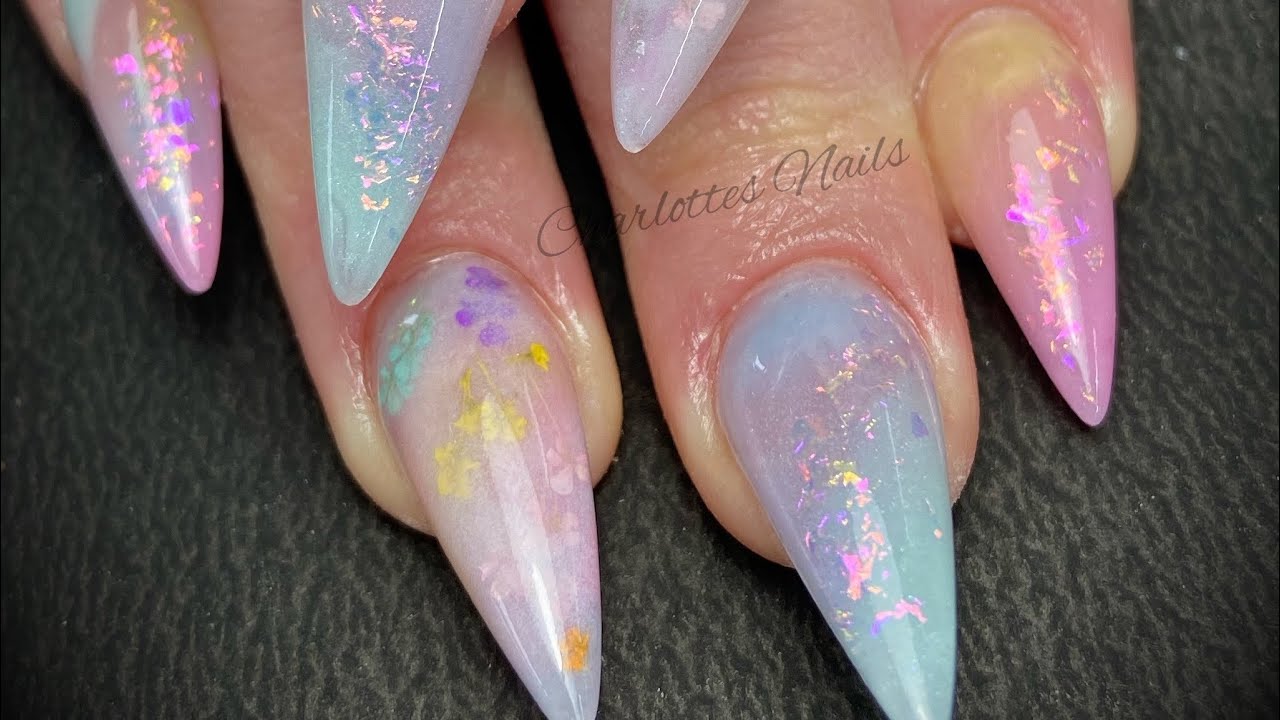 Acrylic nails - spring opal floral milk bath