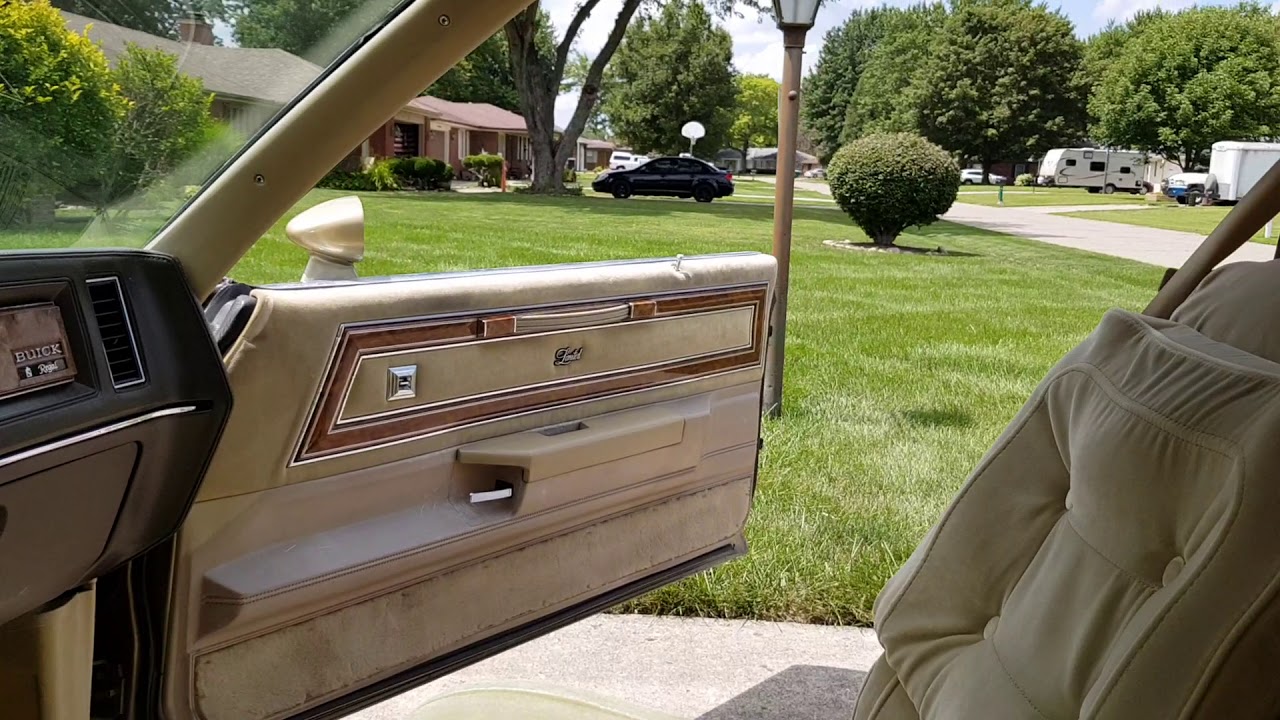 1981 Buick Regal Limited interior