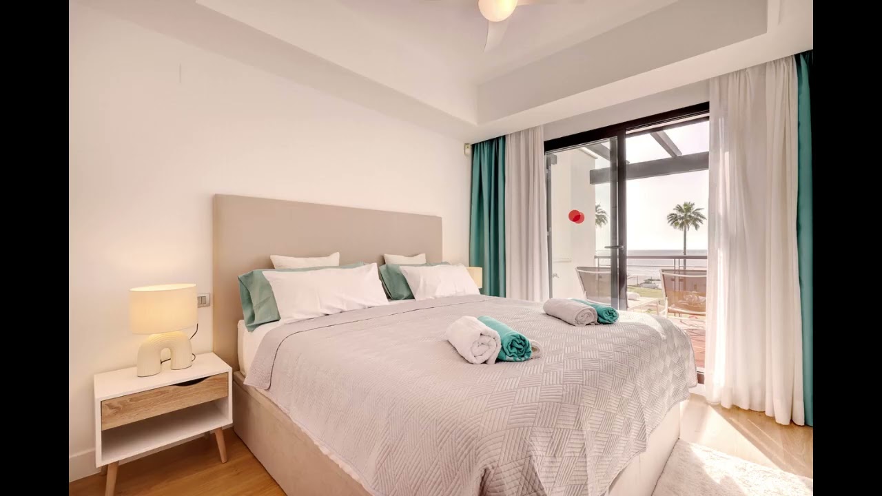 Premium Beach Front Apartment - Casares del Mar