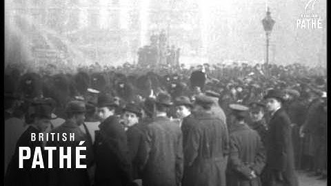 Rally For War Loan At Trafalgar Square (1917)