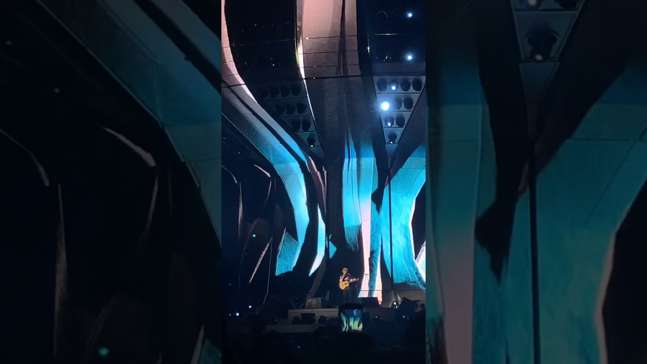 Ed Sheeran DIVIDE WORLD TOUR 2019 “Shape of You”@ Tokyo Dome Apr 9 2019