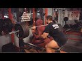 Необычная тренировка ног в Bev Francis Powerhouse Gym