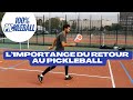 Comment faire un bon retour au pickleball