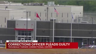 Corrections office pleaded guilty to assaulting inmate