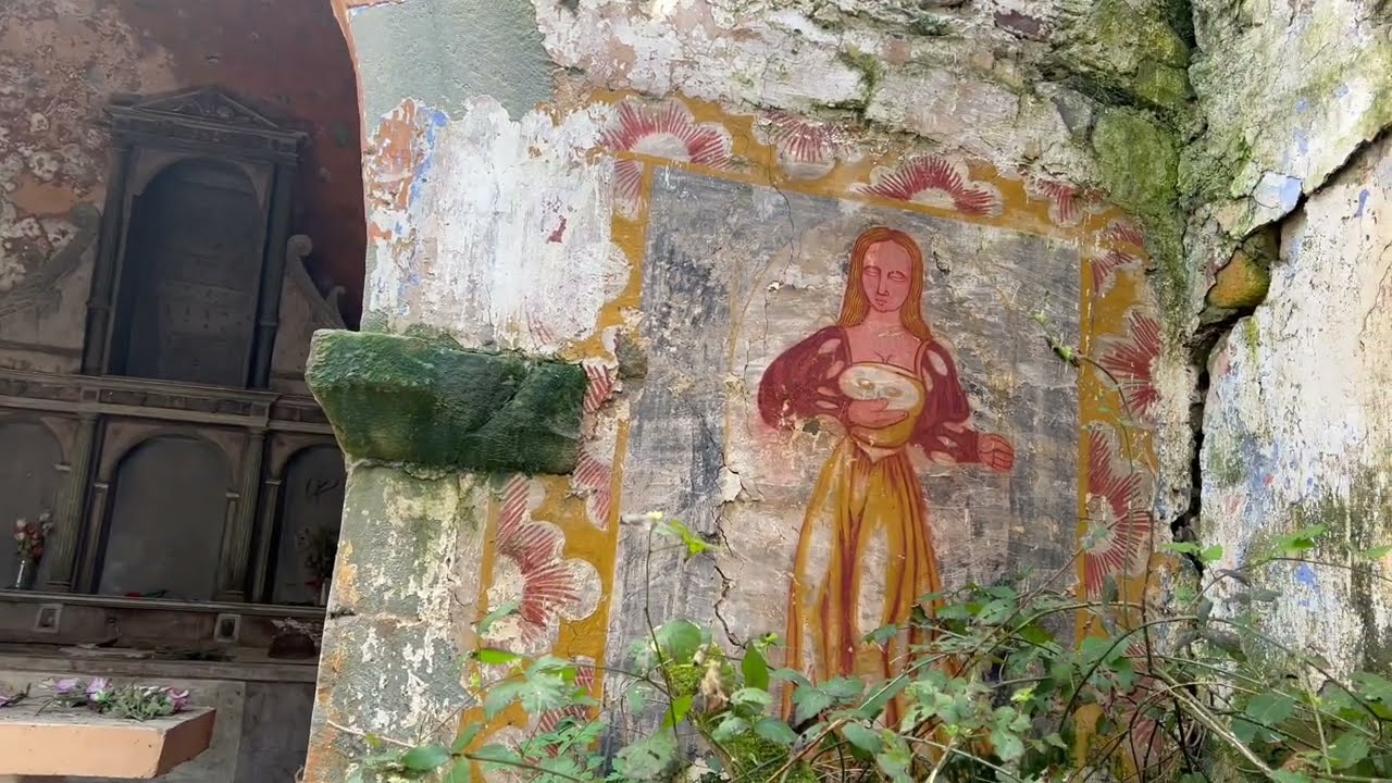 IGLESIA ABANDONADA en ASTURIAS! Aparece SANTA LUCÍA con sus OJOS en una bandeja 👀 