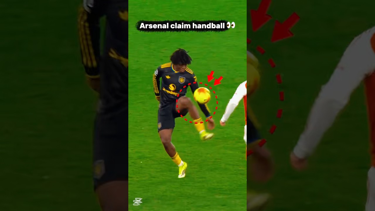 Handball? Arsenal think so. 