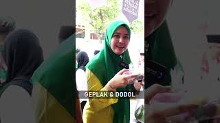 Geplak dan Dodol Betawi - Bu Kasie Kesra