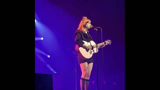Famous Hayley Williams - Self-Seranade ( What can you say cover) (life from Cardiff) Profile