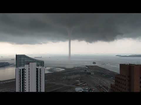 Singapore: Tornado over water up close! 11 May 2019