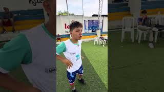 Julio quería hacerle un golazo