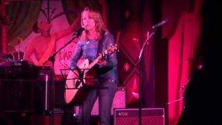 Watch Lori Mckenna Leaving This Life video