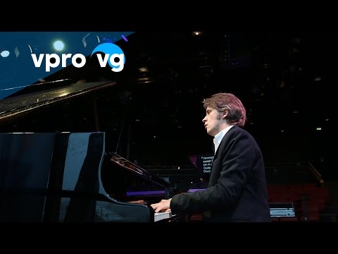 Severin von Eckardstein - Tchaikovsky/ opus19 Scherzo humoristique (live @Bimhuis Amsterdam)