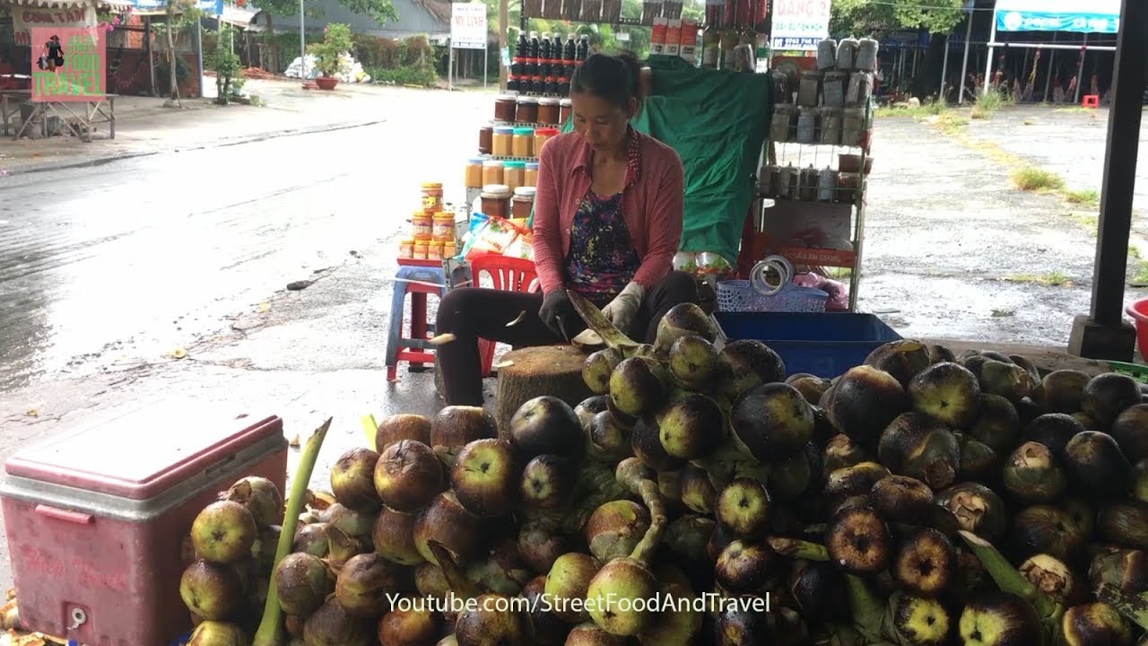 Toddy Palm Fruit Cutting Skills in Mekong Delta Vietnam 2018 | Street Food And Travel
