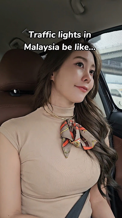 Traffic lights in Malaysia be like...