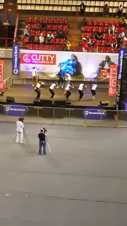 IMFEZI EMNYAMA INDLABEYIPHIKA FESTIVAL
