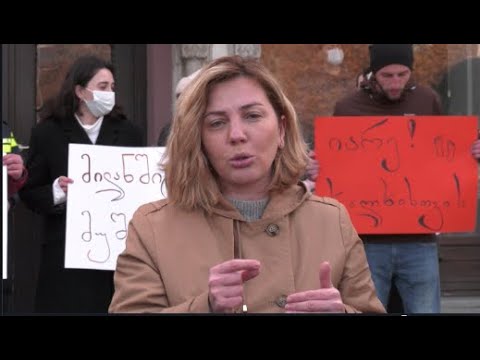 \"ჩამოდით ჩვენი გადასახადებით ნაყიდი მანქანებიდან და ტრანსპორტის გაძვირებაზე მერე ვილაპარაკოთ\"