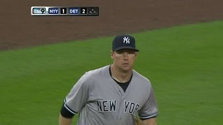 NYY@DET: Headley snags Miggy's line drive