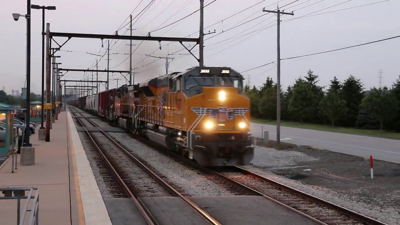 Tier 4 SD70ACe Leading on South Shore
