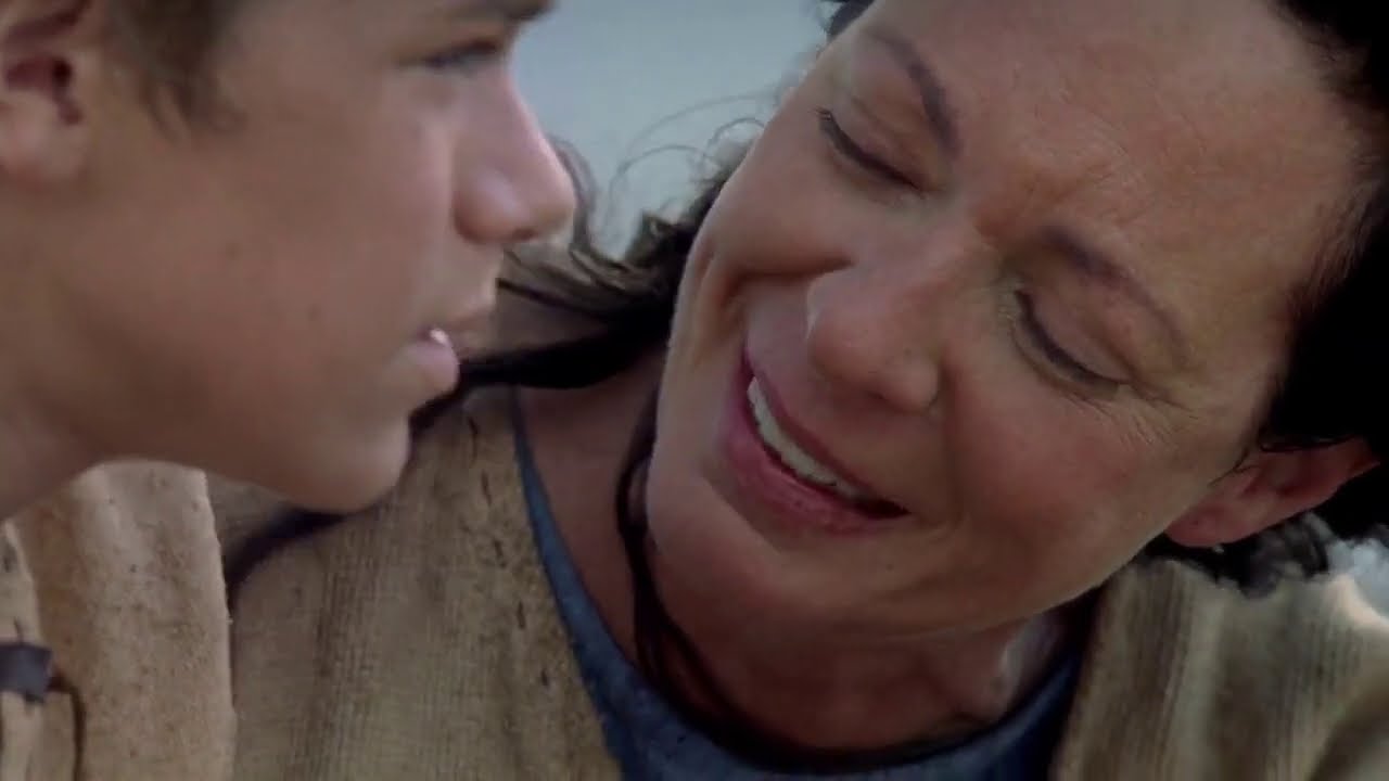 Lost - Young Jacob and Mother are on the beach scene [6x15 - Across the Sea]