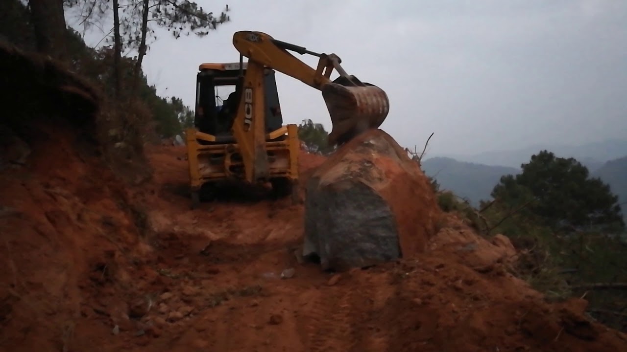jcb vs very big rock