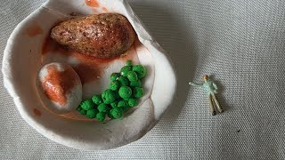 A Tiny Meal 🦶🏽In this video a Giantess finds a tiny love❤️ then things turn very sour very soon😈👀😱