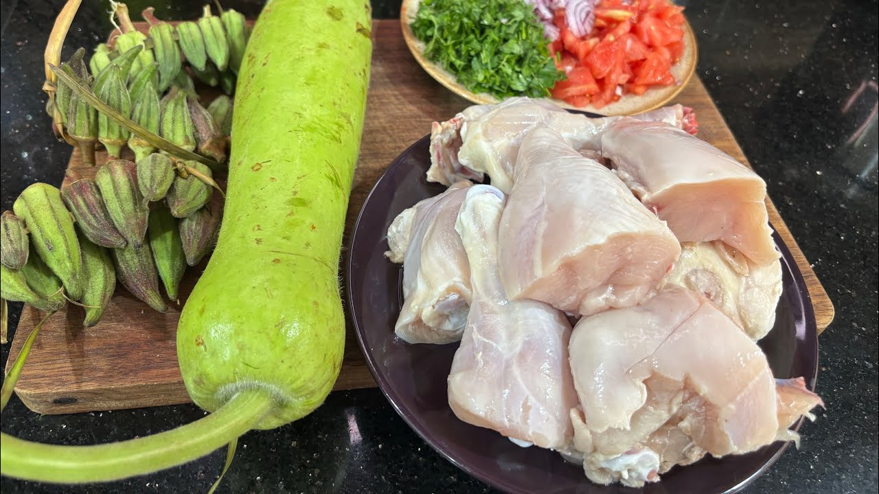 جربو دجاج مع الملوخية وسلاوي ولي كلاها  عندك كي طلبلك طريقة لذيذة 👌😋