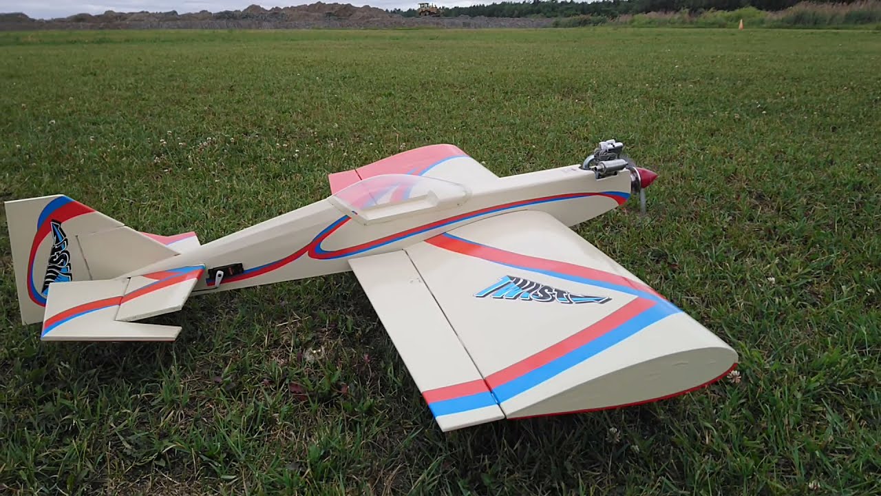 Twist 40 hangar 9 Saito 82