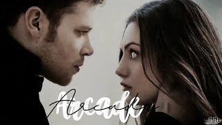 Arcade|| Hayley and Klaus Resimi