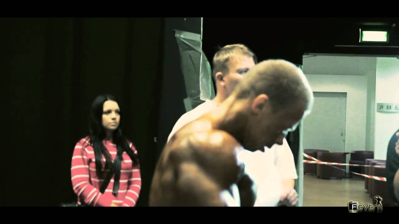 Svenska Mästerskapen i Bodybuilding - YouTube