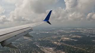 UA2616: United Airlines Boeing 737-924 (N72405) Landing Houston International Airport