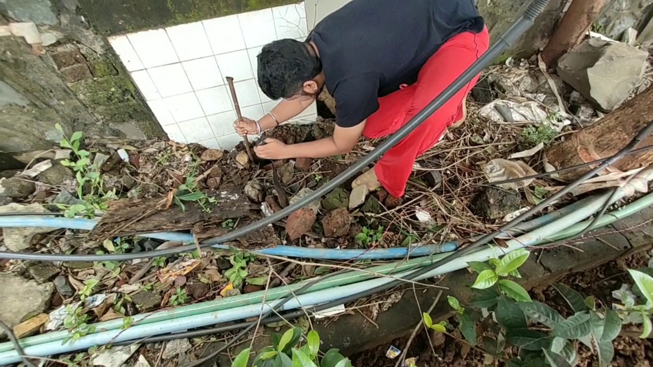 rescue thai cave Snake call😶or bike Nahi...par dost ne help kiya