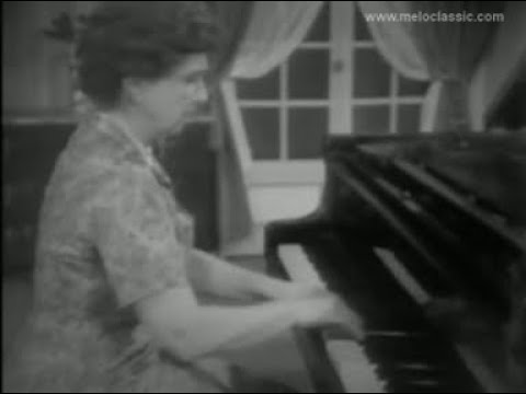 Magda Tagliaferro  plays Falla - Danza No.1 from "La vida breve"