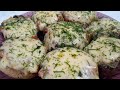 Фаршированные шампиньоны с сыром. Вкусный рецепт грибов на сковороде / Вкусно и Просто