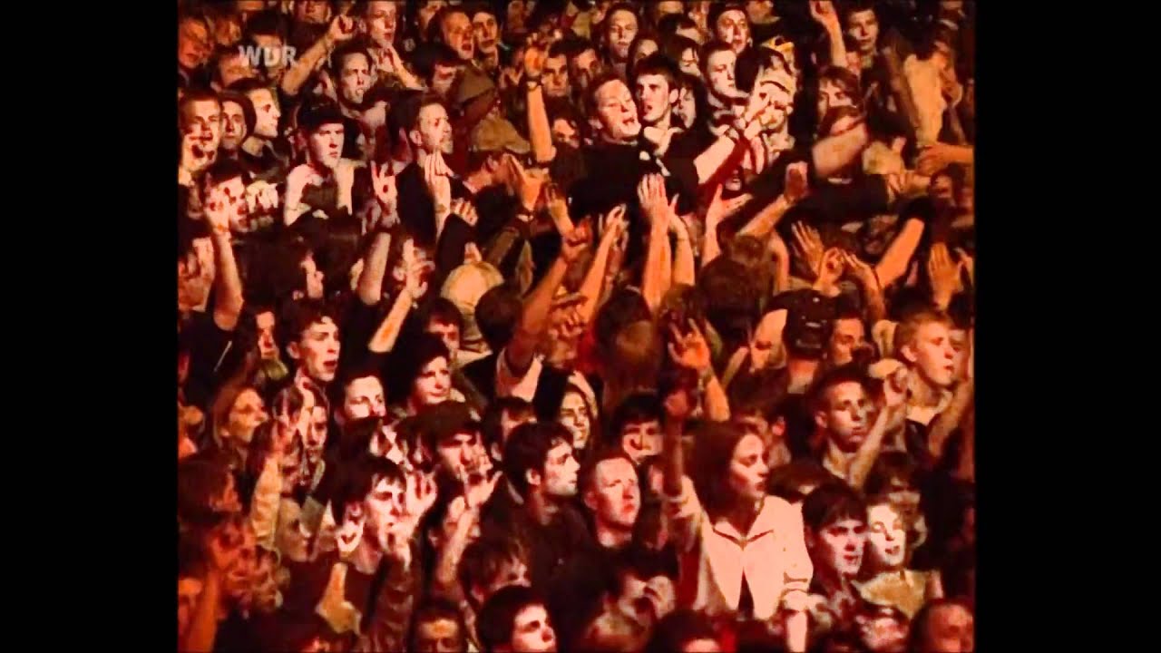 The Zephyr Song - Live Rock Am Ring 2004 [HD]