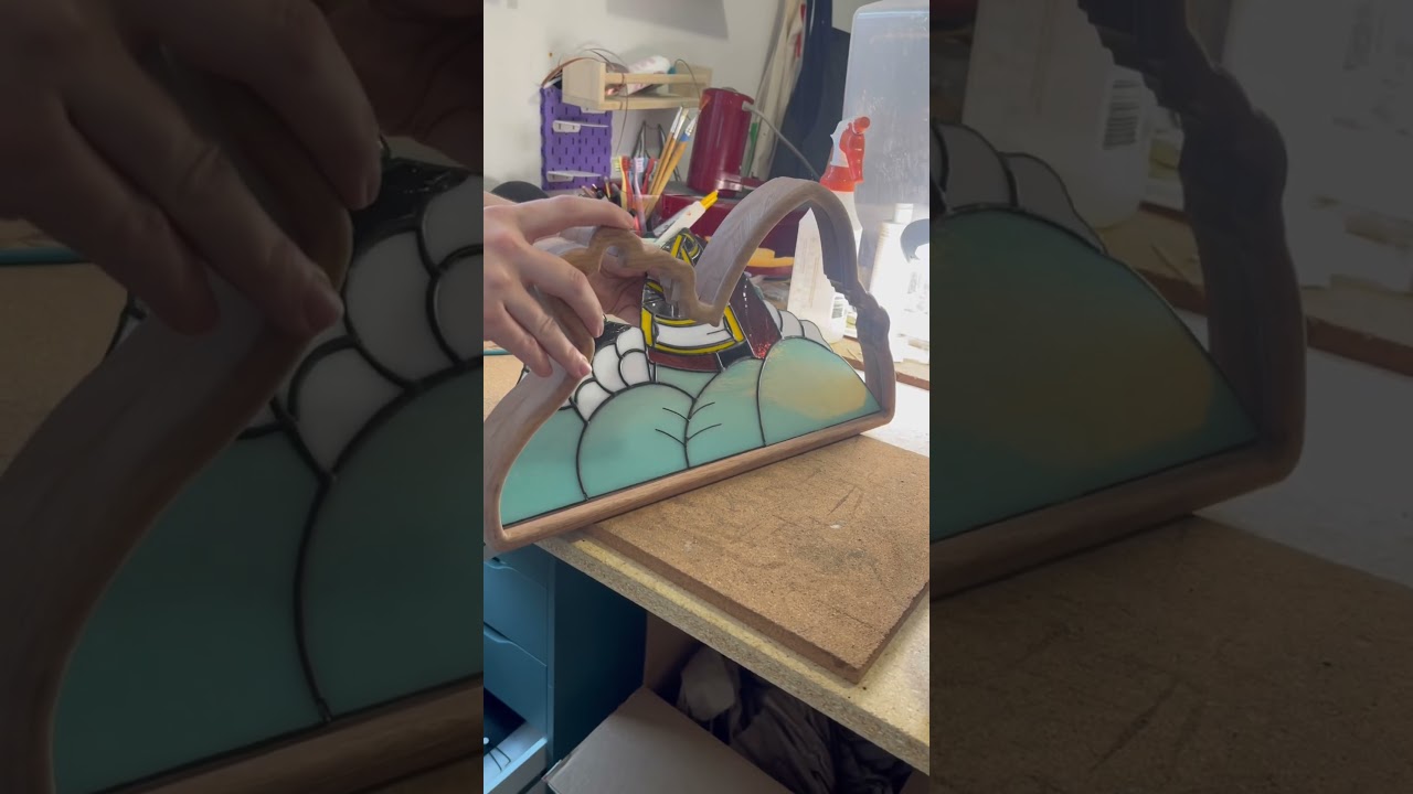 MONKEY!!!! Deep cut stained glass piece from Dexter’s Laboratory 🧪