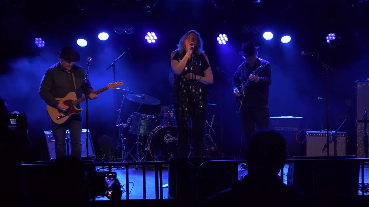 The Shady Crew - Never want to know your name (Live @ John Dee)