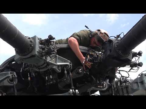 Maintaining MH-53E’s thumbnail