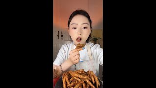 🔴 LIVE: Cozy Chinese Girl Eat & Talk ASMR | Gentle Mukbang, Smile & Chatter Vibes screenshot 1