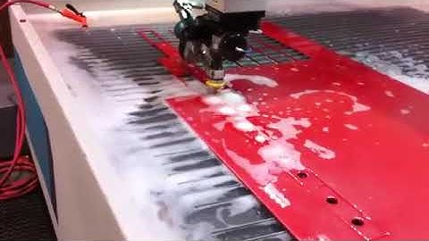 USED FLOW MACH 4 4020C 5 AXIS CNC WATERJET   MFD  122011   ONLY 300 TOTAL HOURS 1