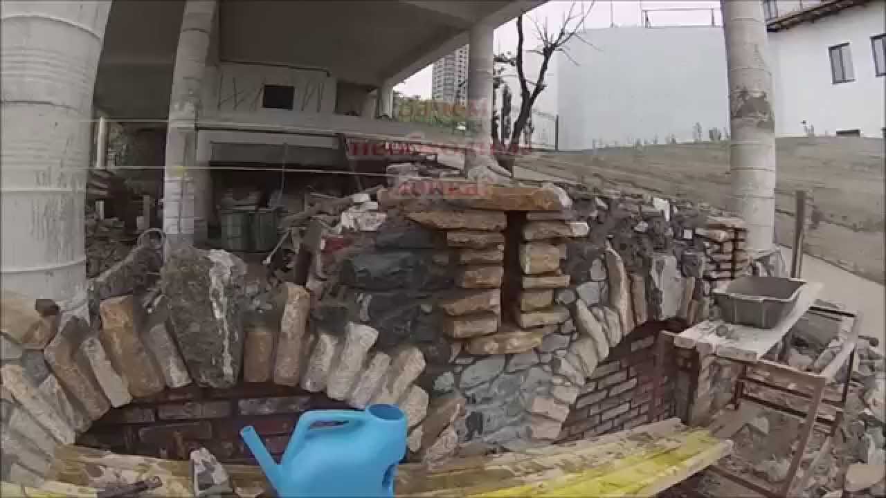 Почему лейка - важный помощник каменщика? - YouTube