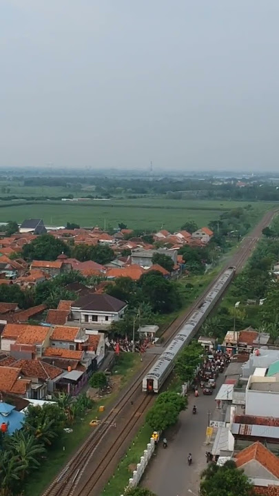 kereta api dengan drone scene #shorts #drone