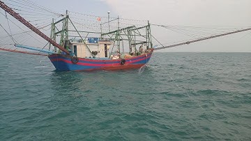 lưới Hồng #68. lưới có di chuyển đâu mà cá đóng khi bị tàu màng chụp thả neo chắng ngang đường lưới