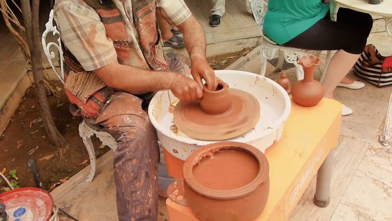 Rechazar Juramento Día del Niño 12376, Hombre hace vasijas de barro a mano 2 [Efecto], Artesanias y  manualidades - YouTube