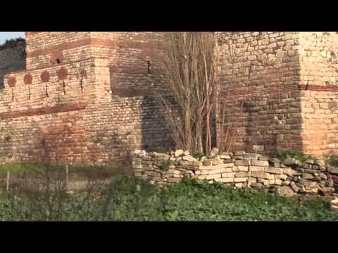 Wideo: Opis i zdjęcia murów miejskich i wież (Muralha de Barcelos) - Portugalia: Barcelos